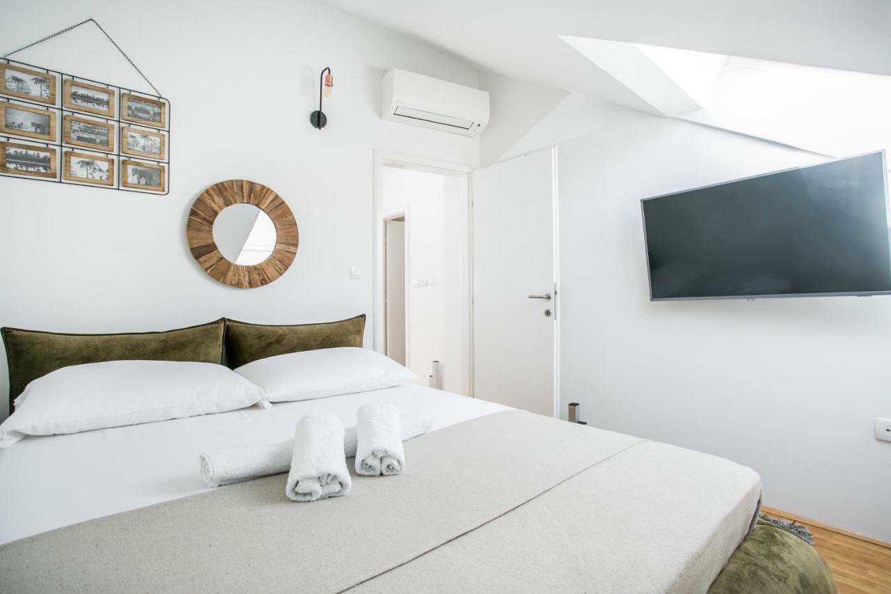 Apartamento Luxury Penthouse Queen Split Exterior foto