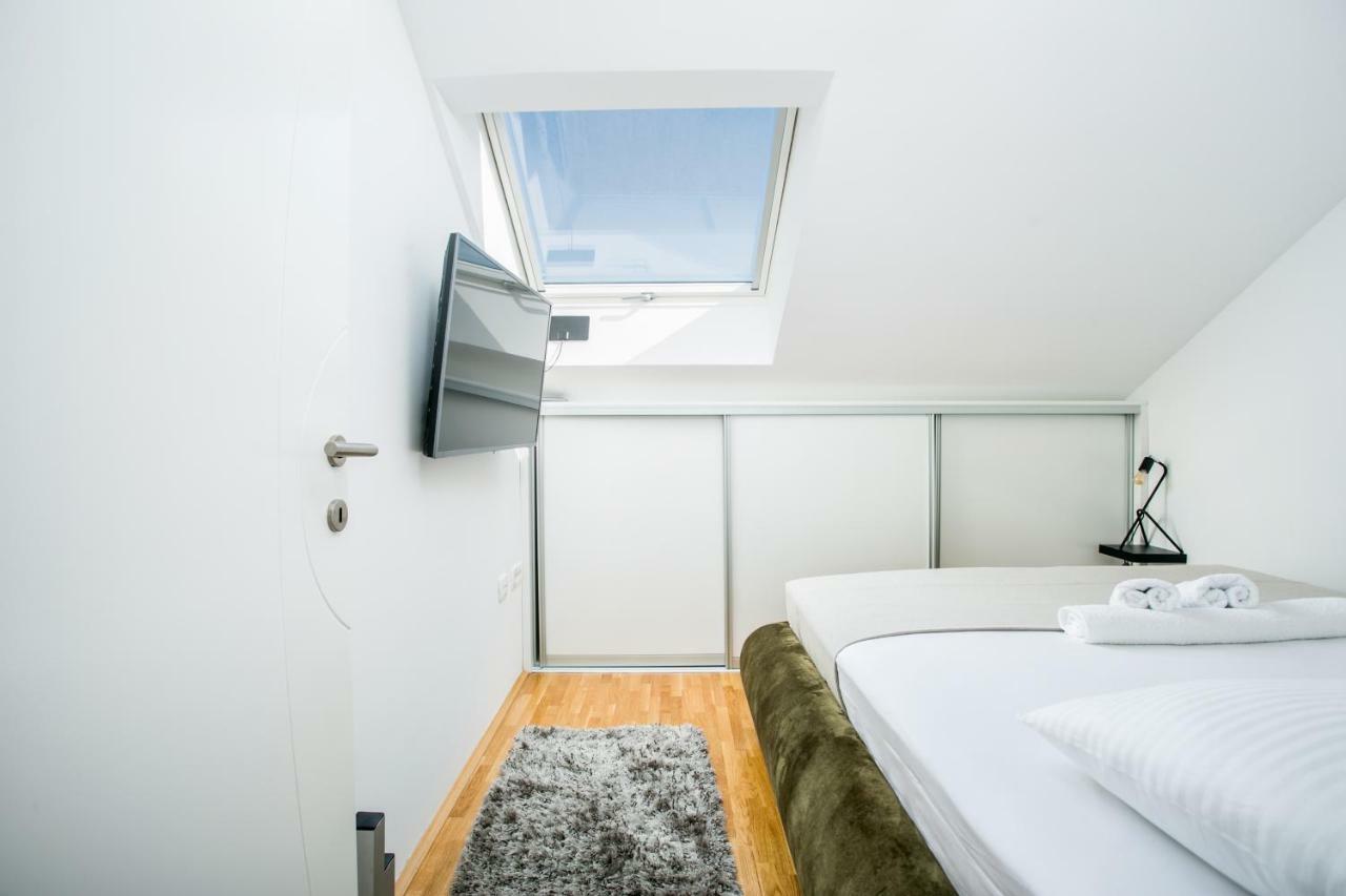 Apartamento Luxury Penthouse Queen Split Exterior foto