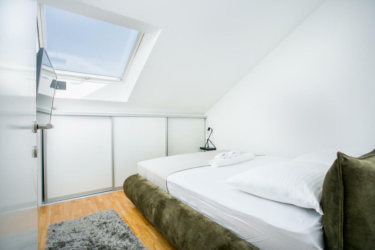 Apartamento Luxury Penthouse Queen Split Exterior foto